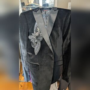 Robert Graham embroidered sports coat
